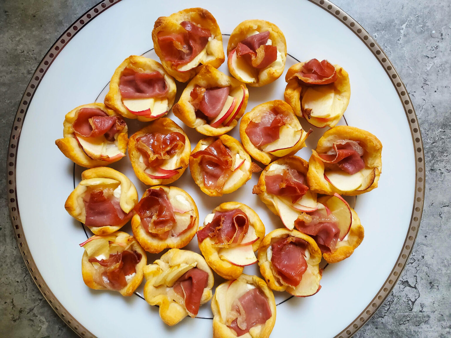 Easy Apple, Goat Cheese and Prosciutto Bites Women of Today