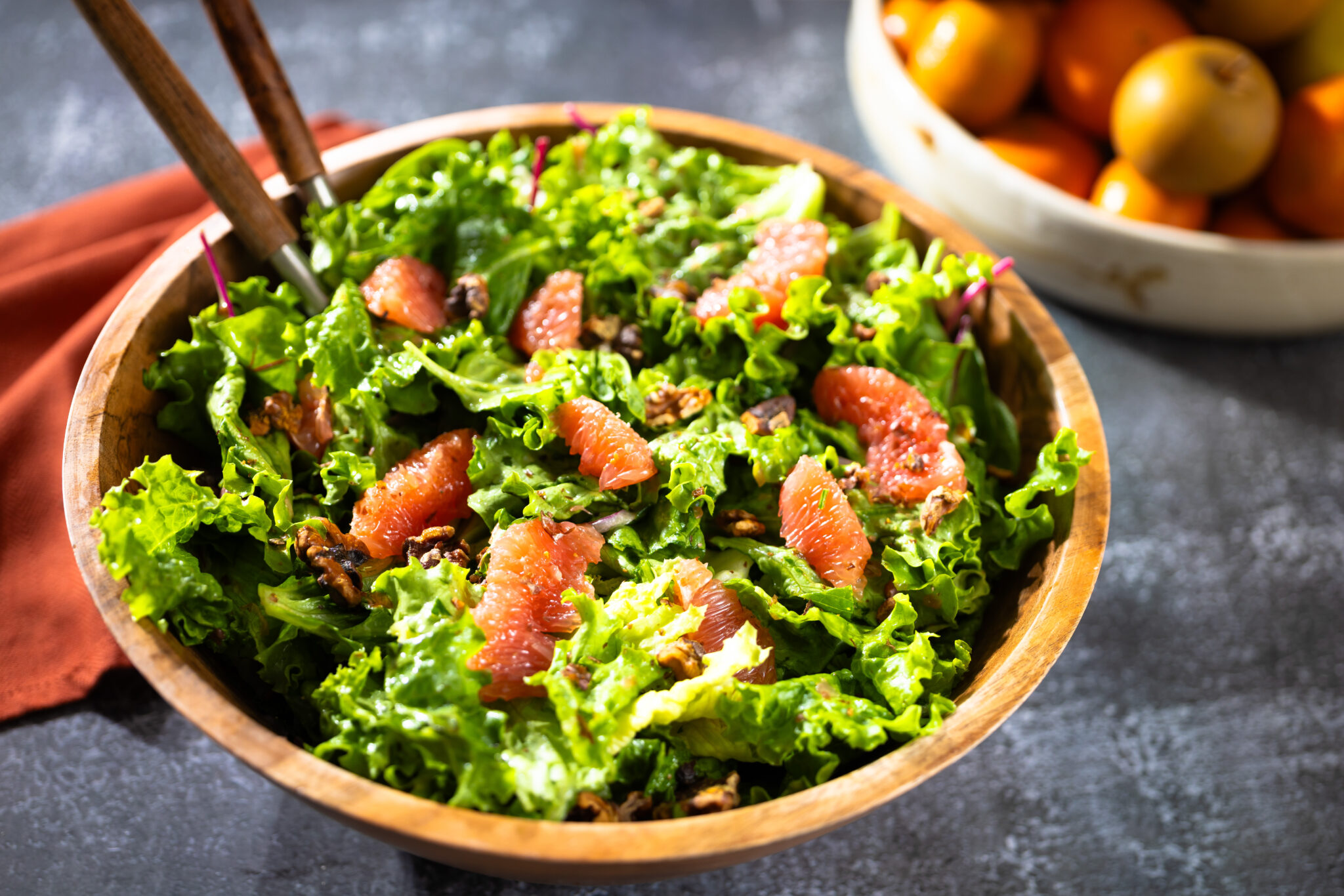 Green Leaf Salad with Walnuts and GrapefruitHoney Vinaigrette Women